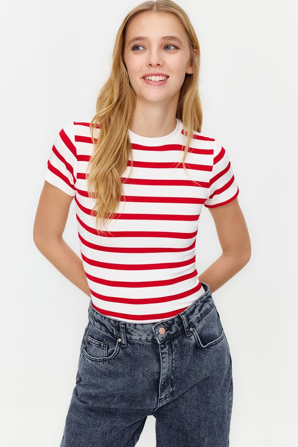 Trendyol Trendyol Red Striped Viscose/Soft Fabric Crew Neck Fitted/Closed Knitted Blouse