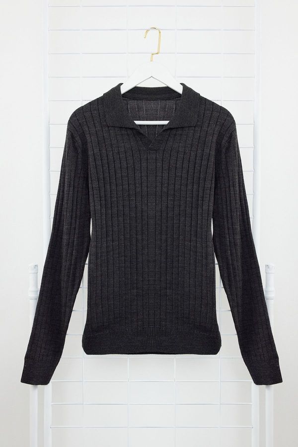 Trendyol Trendyol Smoked Slim Polo Neck Plain Knitwear Sweater