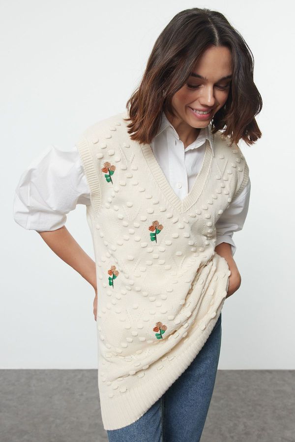 Trendyol Trendyol Stone Flower Embroidered Knitwear Sweater