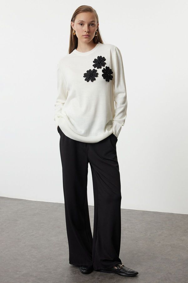 Trendyol Trendyol Stone Large Flower Detailed Knitwear Sweater