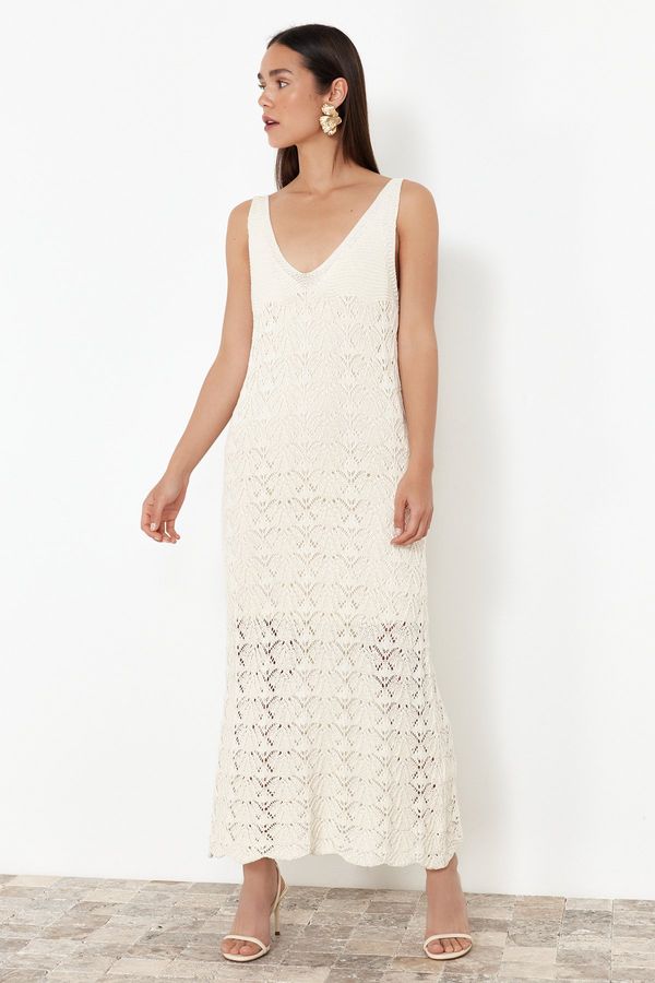 Trendyol Trendyol Stone Openwork V-Neck Maxi Knitwear Dress