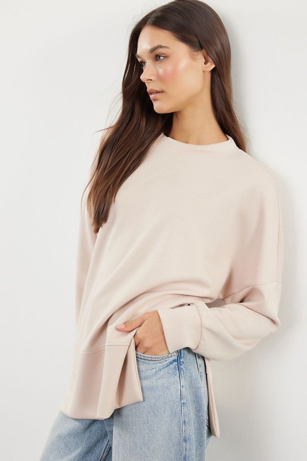 Trendyol Trendyol Stone Oversize/Wide Cut Slit Crew Neck Soft Touch Knitted Sweatshirt