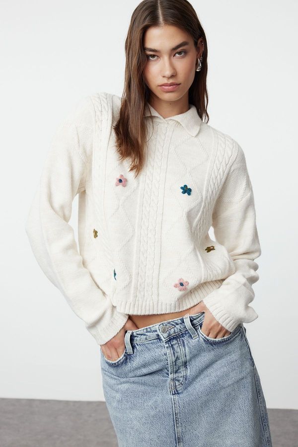 Trendyol Trendyol Stone Soft Textured Rose Detailed Knitwear Sweater