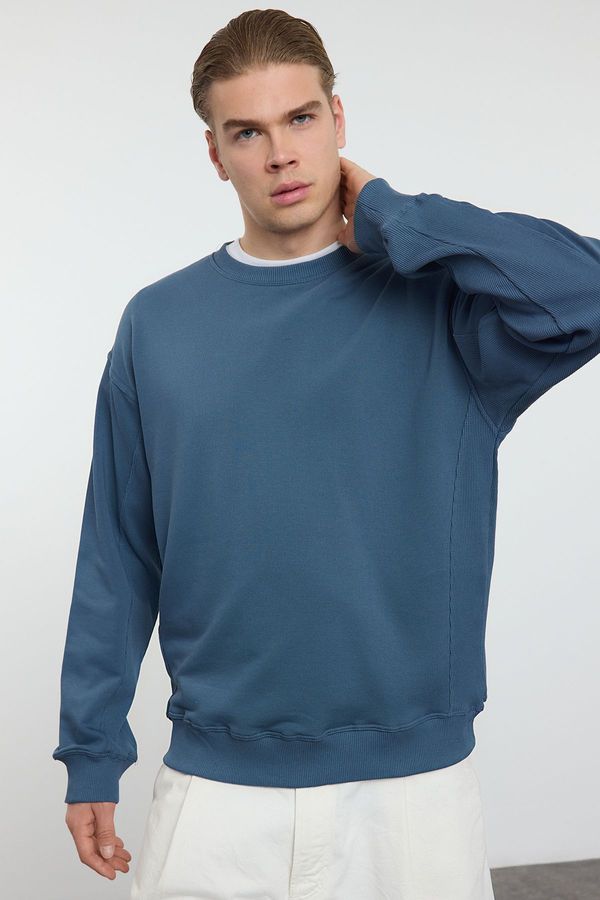 Trendyol Trendyol Unisex Indigo Oversize/Wide Cut Fabric Mix Basic Sweatshirt