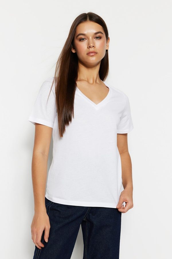 Trendyol Trendyol White 100% Cotton Basic V-Neck Knitted T-Shirt