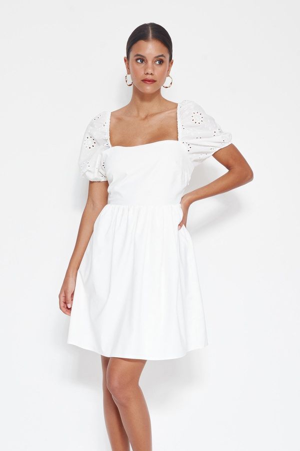 Trendyol Trendyol White Halterneck/Skater Mini Dress with Woven Cotton Lined and Back Detail Brode
