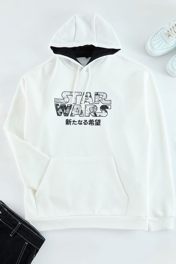 Trendyol Trendyol White Regular Cut Hooded Star Wars Licensed Sweatshirt