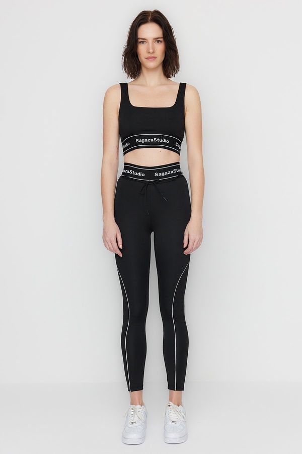 Trendyol Trendyol X Sagaza Studio Black Stretchy Sports Tights with Piping Detailed and Push-Up Stitching.