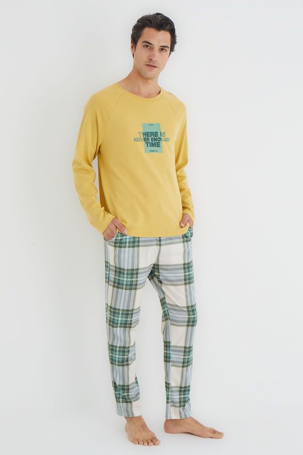 Trendyol Trendyol Yellow Regular Fit Plaid Knitted Pajamas Set