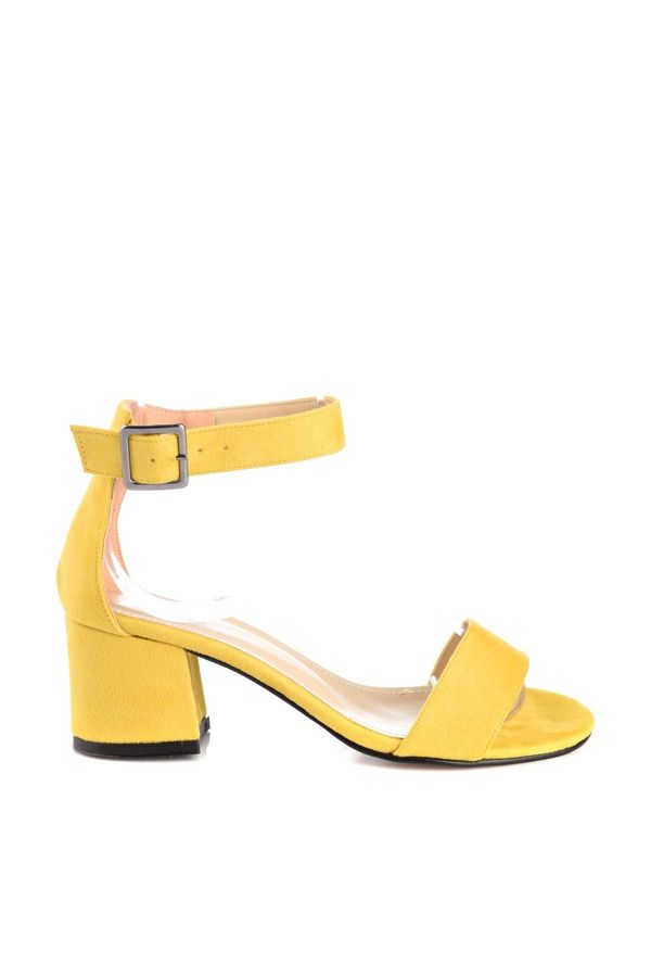 Trendyol Trendyol Yellow Suede Women Classic Heels