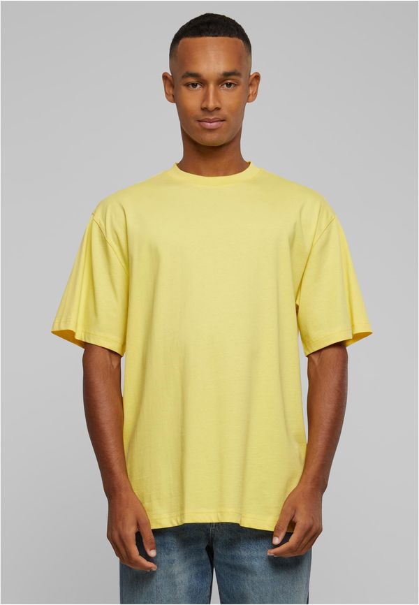 UC Men Urban Classics Men's Basic T-Shirt - Yellow