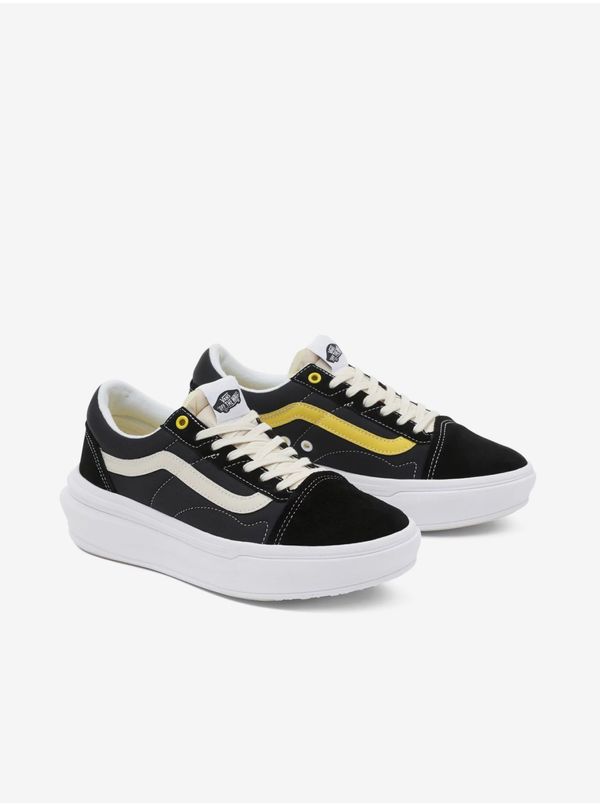 Vans VANS UA Old Skool Overt CC Womens Platform Sneakers - Women