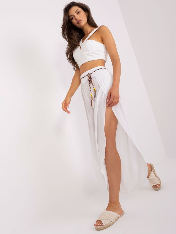 Fashionhunters White airy trousers with belt from OCH BELLA