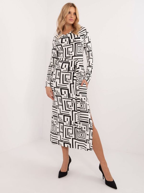 Fashionhunters White and black midi dress with print and belt