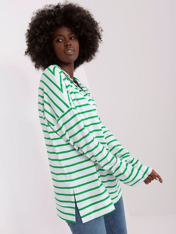 Fashionhunters White and green oversize blouse with slits
