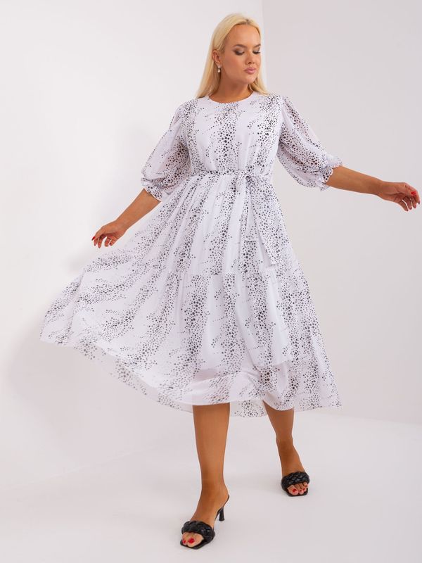 Fashionhunters White dress plus size with frills