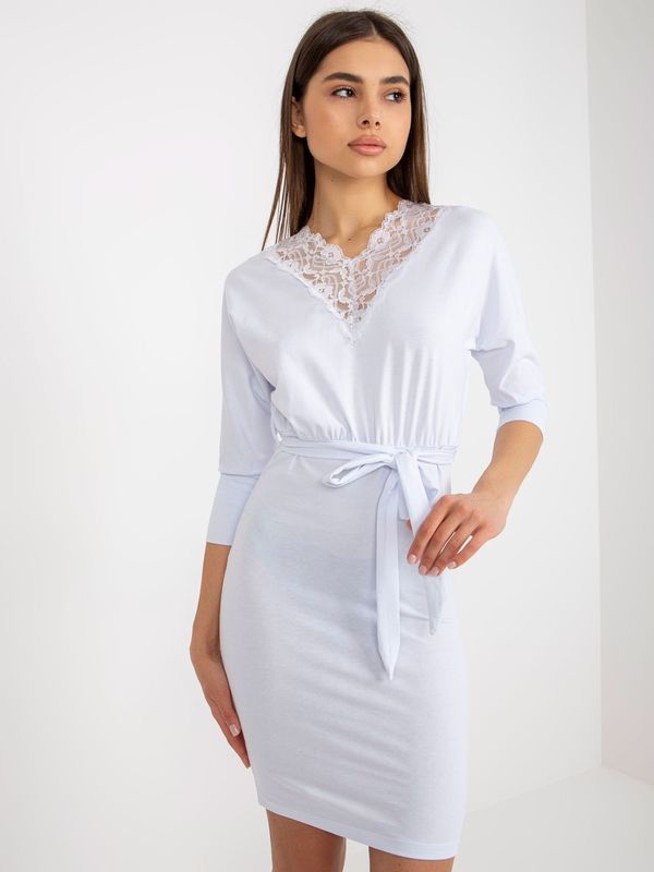 Fashionhunters White fitted dress Toronto RUE PARIS with belt