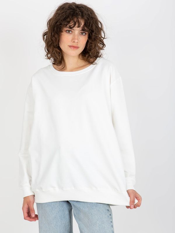 Fashionhunters Women's classic over size sweatshirt - ecru