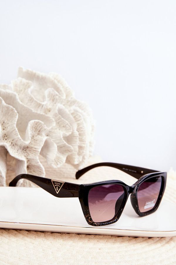Kesi Women's Classic Sunglasses with Gold Detailing UV400 Black/Brown