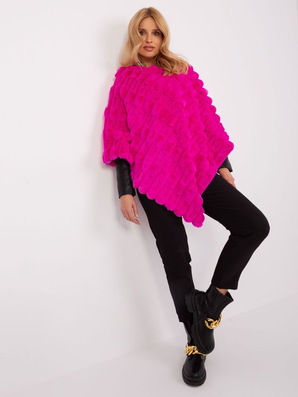 Fashionhunters Women's fuchsia fur poncho
