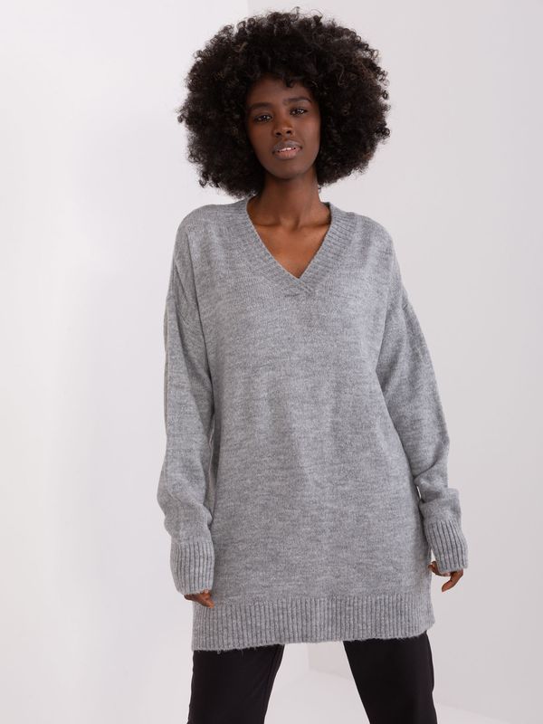 Fashionhunters Women's Grey Classic Neckline Sweater