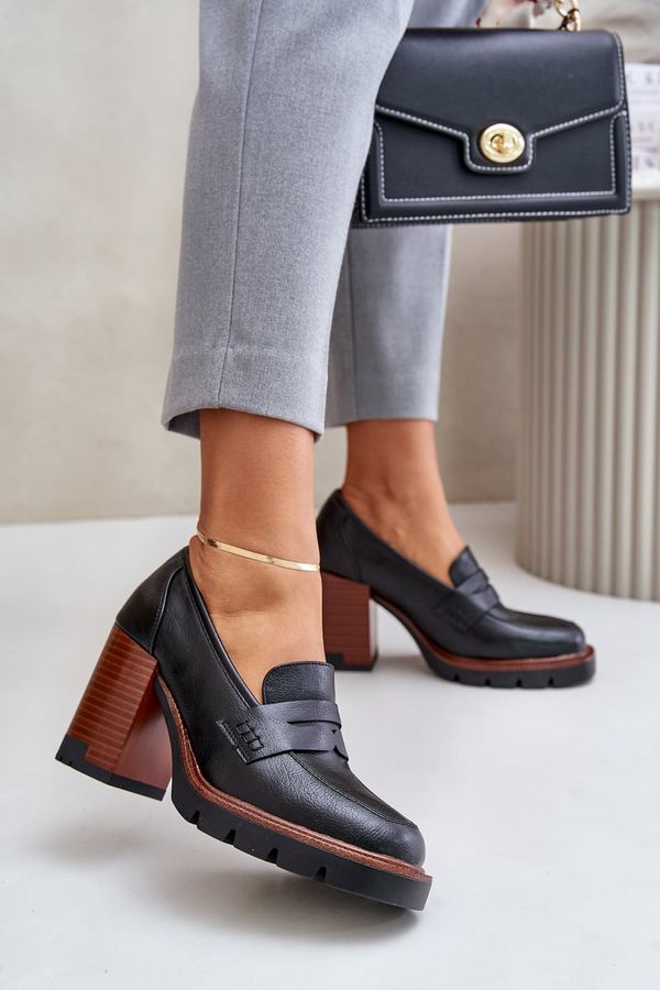 VINCEZA Women's heeled shoes made of eco-leather black vinceza