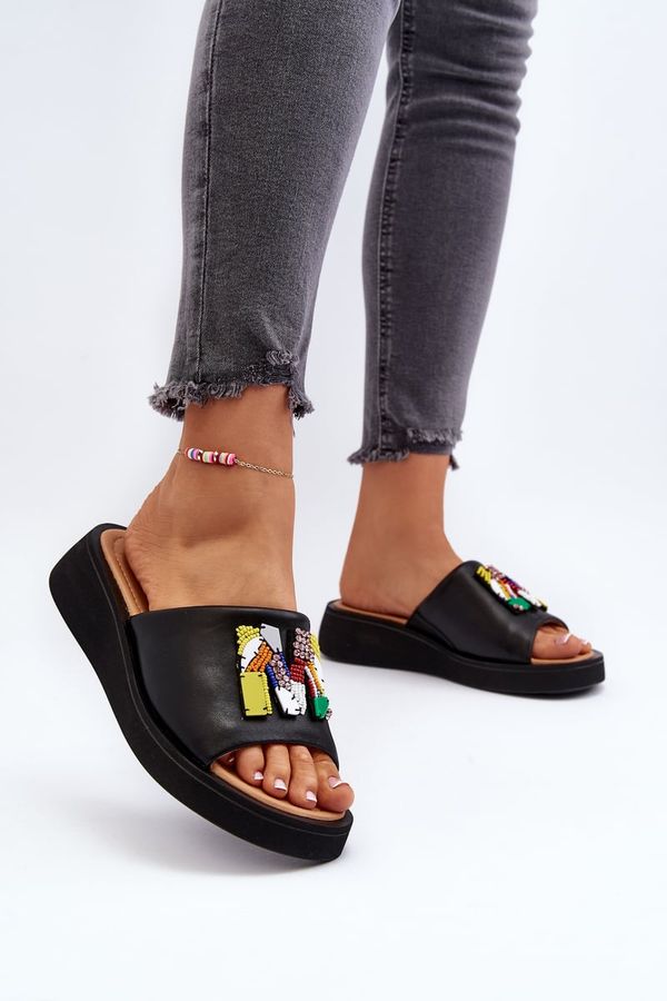 Kesi Women's leather slippers with black Asames embellishment