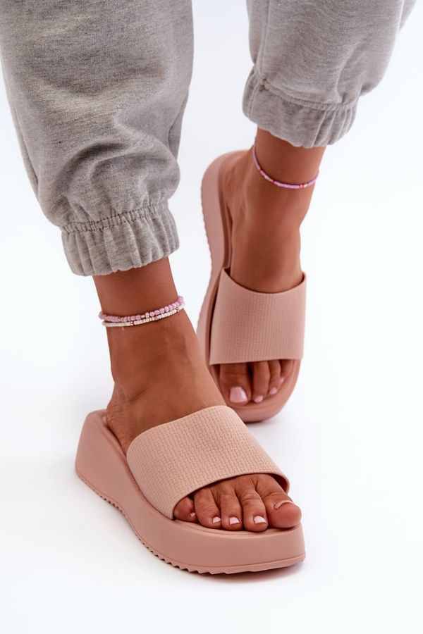 Kesi Women's platform and wedge slippers pink vimarilla