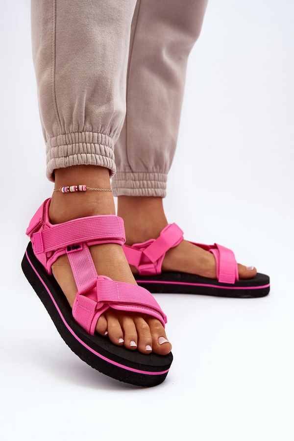 Kesi Women's platform sandals Lee Cooper Fuchsia