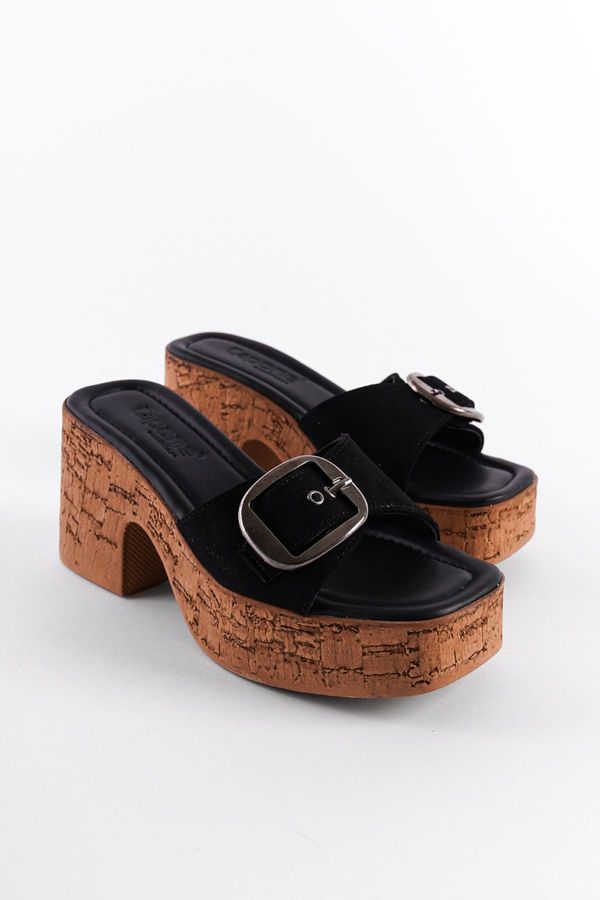 Capone Outfitters Women's sliders Capone Outfitters