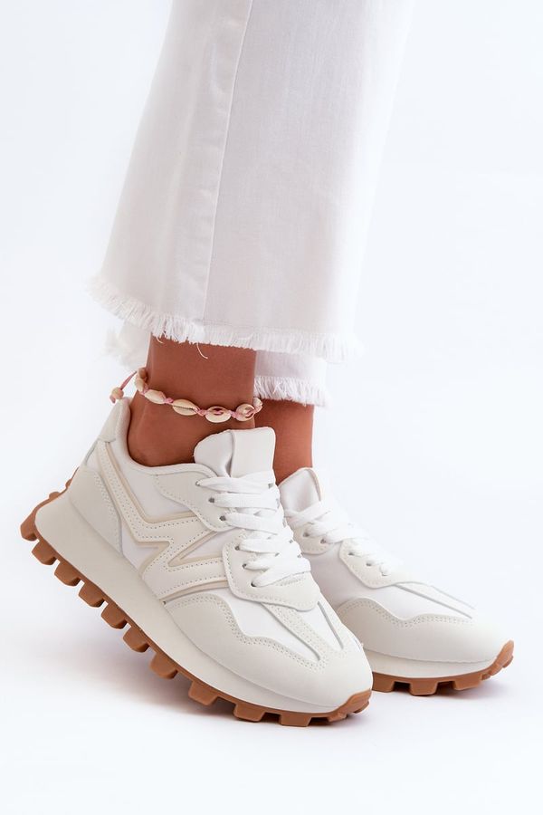 Kesi Women's sneakers sports shoes white Kalelia