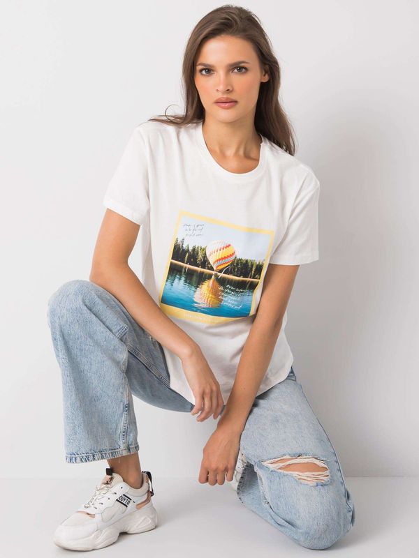 Fashionhunters Women's T-shirt Ecru with print