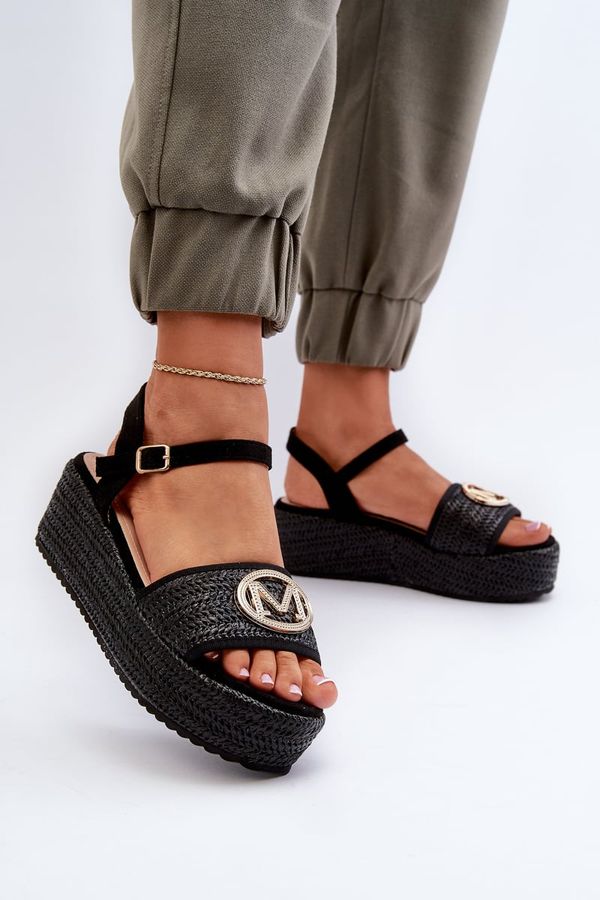 Kesi Women's wedge sandals with a braid, black Esalena
