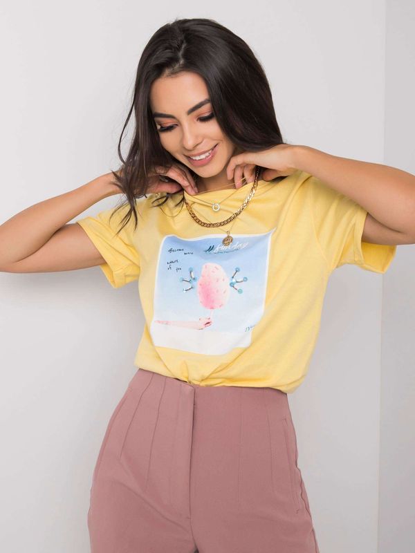 Fashionhunters Yellow T-shirt with print