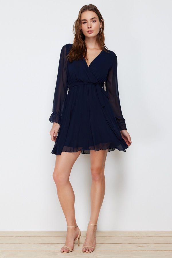 Trendyol Ženska haljina Trendyol Belt detailed