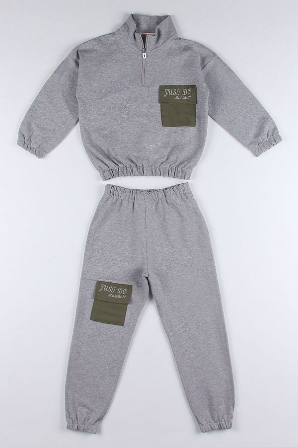 zepkids zepkids Girl's Gray Colored Just Do Printed Tracksuit Set with Pockets, Zipper and Elastic Waist.