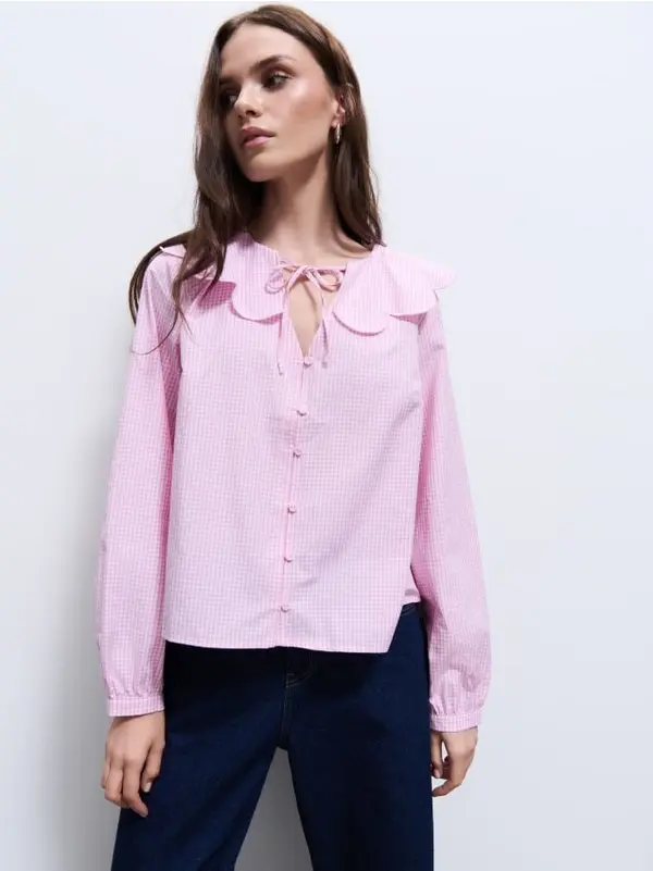 Mohito Mohito - Bluza s dekorativnim okovratnikom