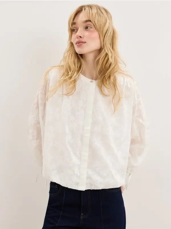 Mohito Mohito - Lagana bluza s čipkom