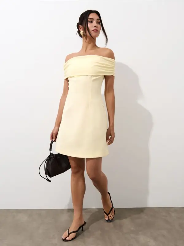 Mohito Mohito - Mini haljina sa otvorenim ramenima