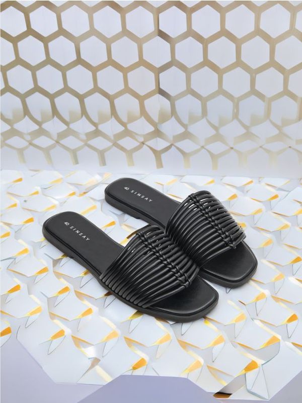 Sinsay Sinsay - Božićne papuče - crno