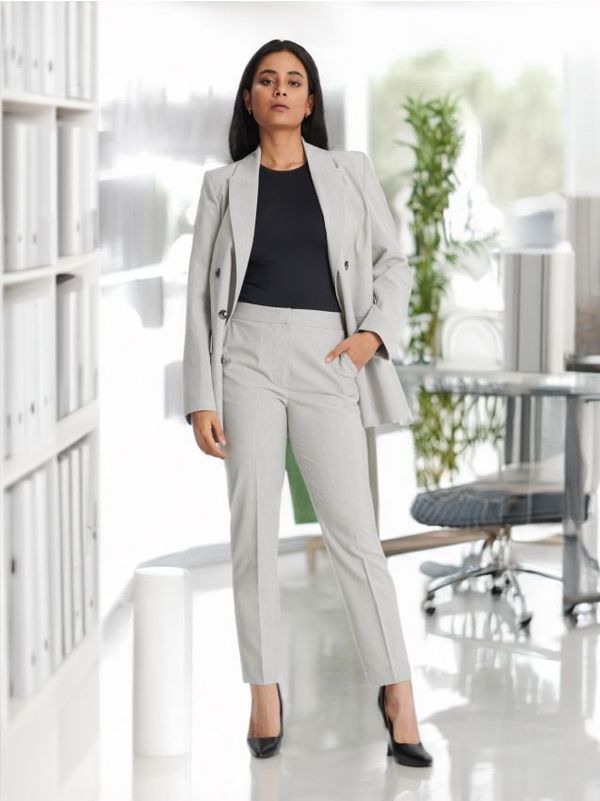 Sinsay Sinsay - Cigaret pantalone - svetlo siva